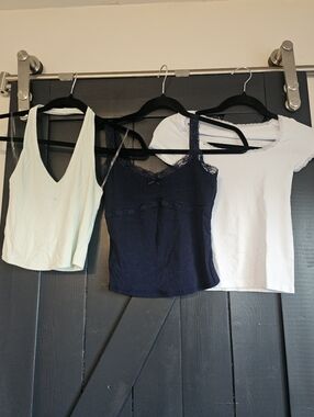 3 Top Bundle! New With Tags! 2 Tilly's Tops XS, S & 1 Wild Fable Top XS